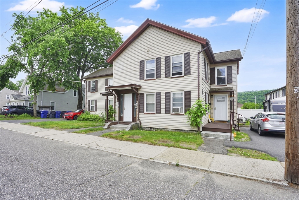 1061-1063 Pleasant St Property Photo 1