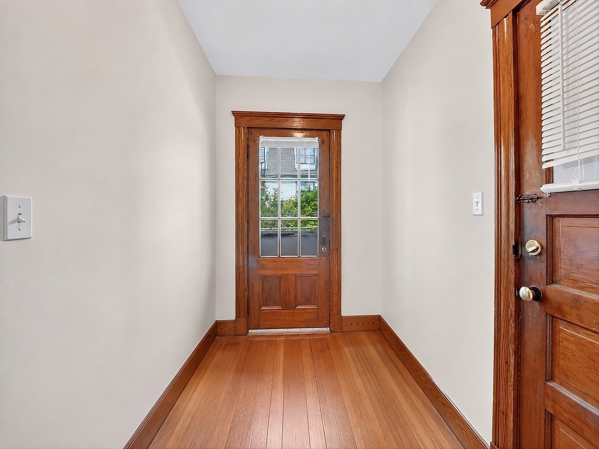 30 Clarendon Ave Property Photo 7