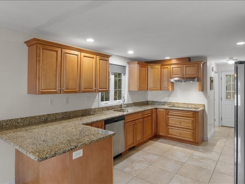 37 Forest Rd # 37 Property Photo 16