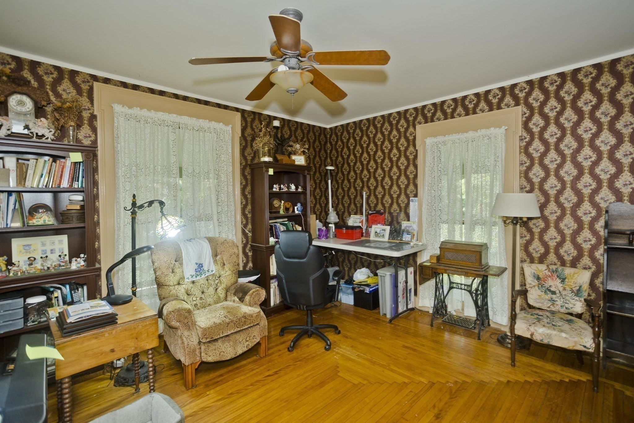 2 Crescent Hl Property Photo 22