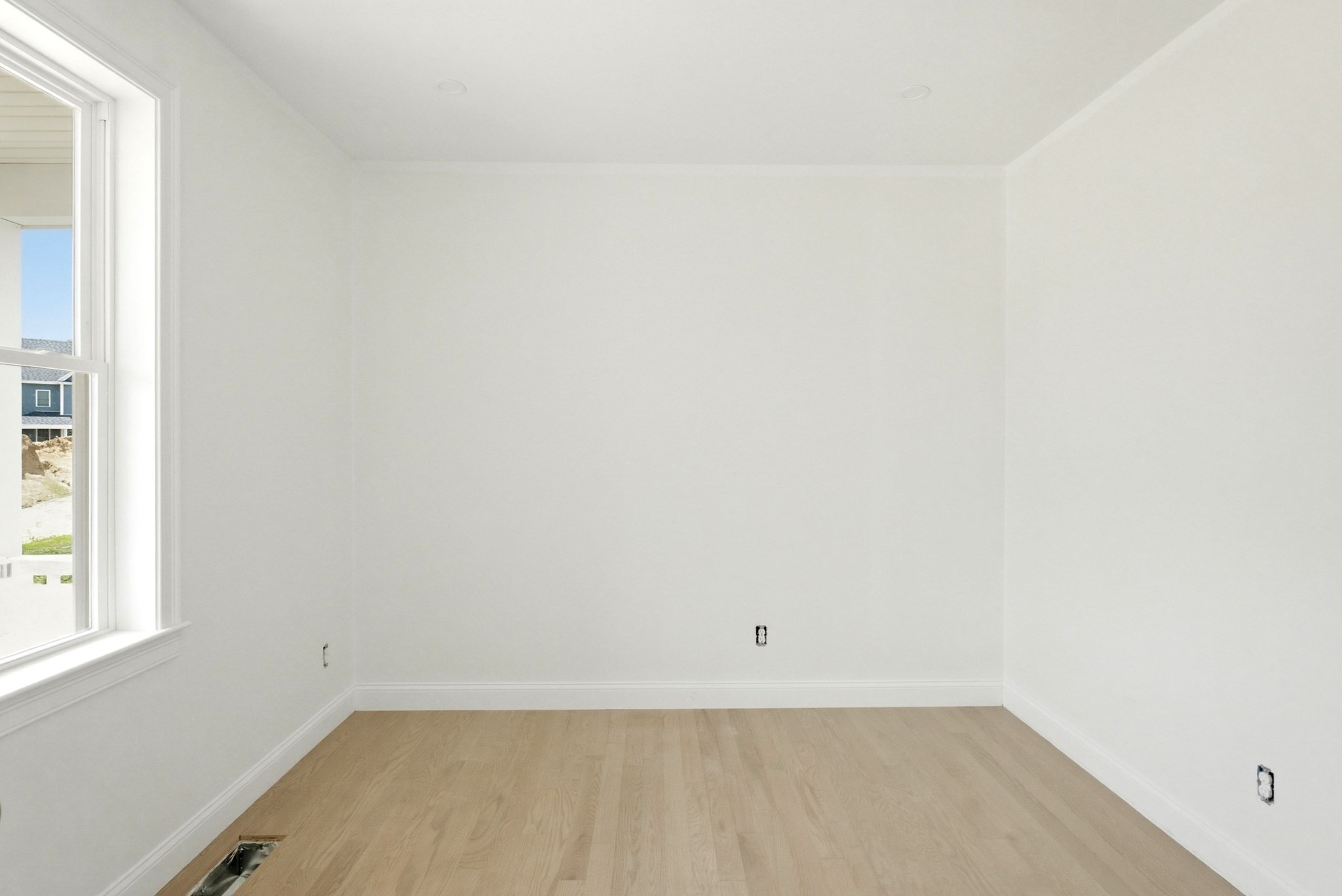2 Jeffrey Drive Property Photo 10