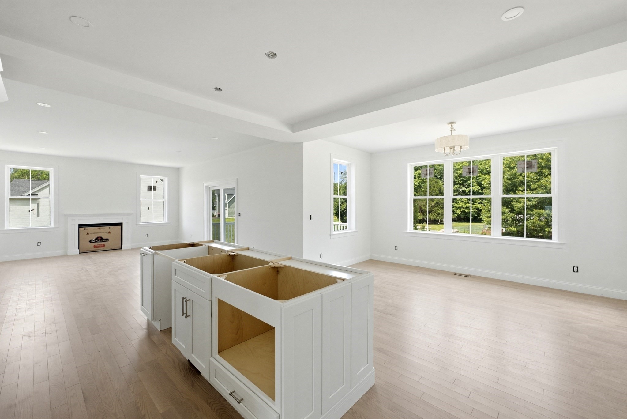 2 Jeffrey Drive Property Photo 14