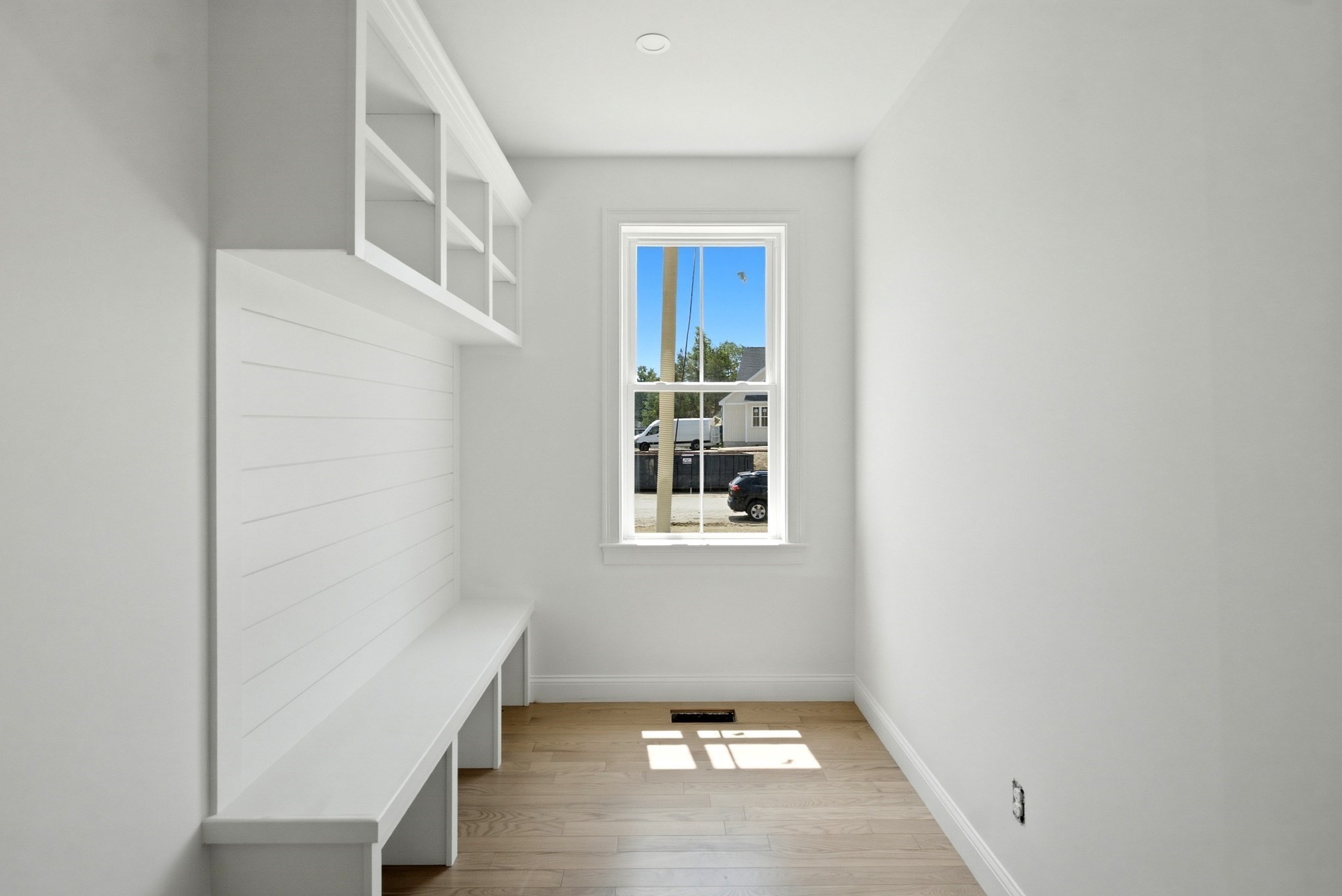 2 Jeffrey Drive Property Photo 17