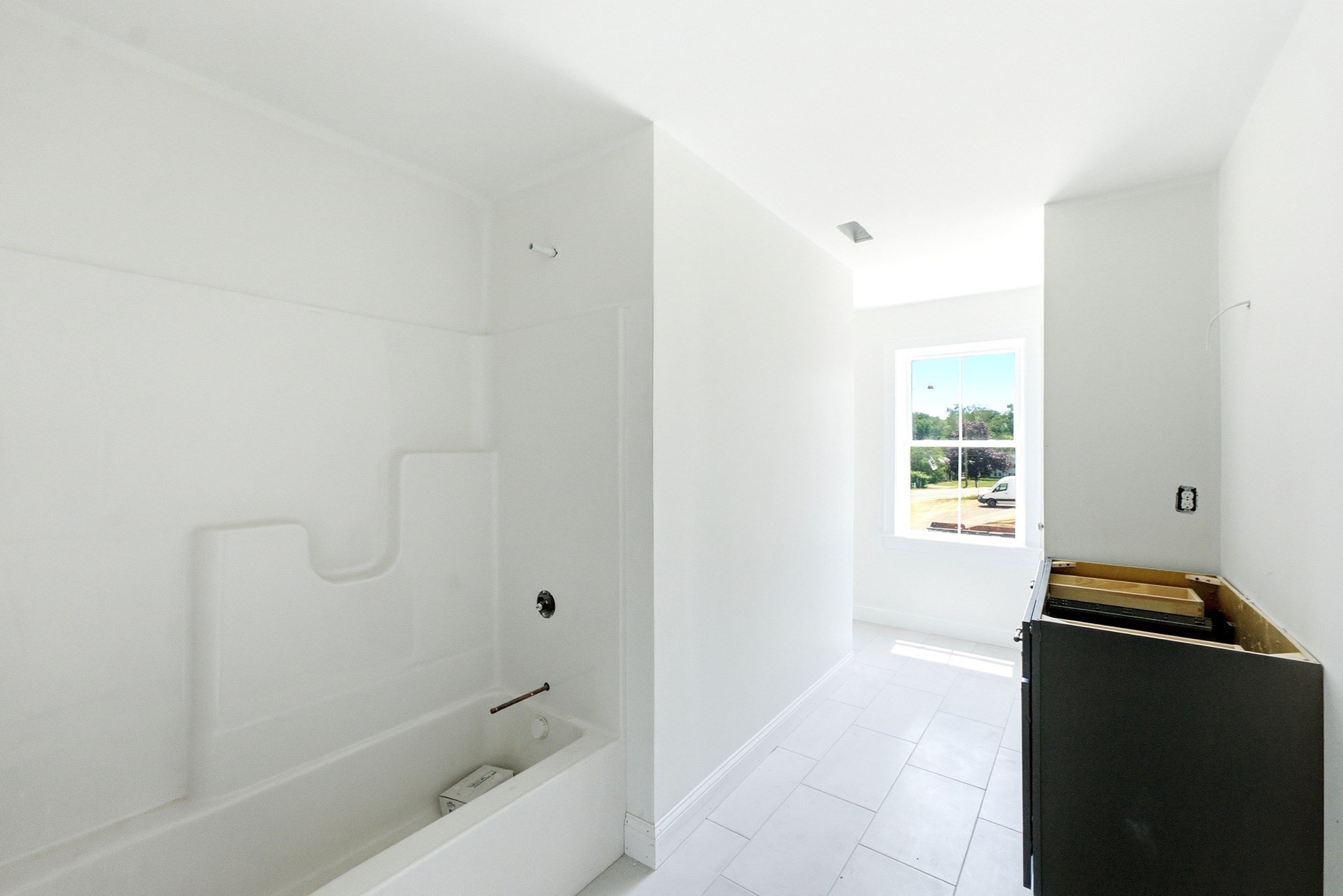 2 Jeffrey Drive Property Photo 24