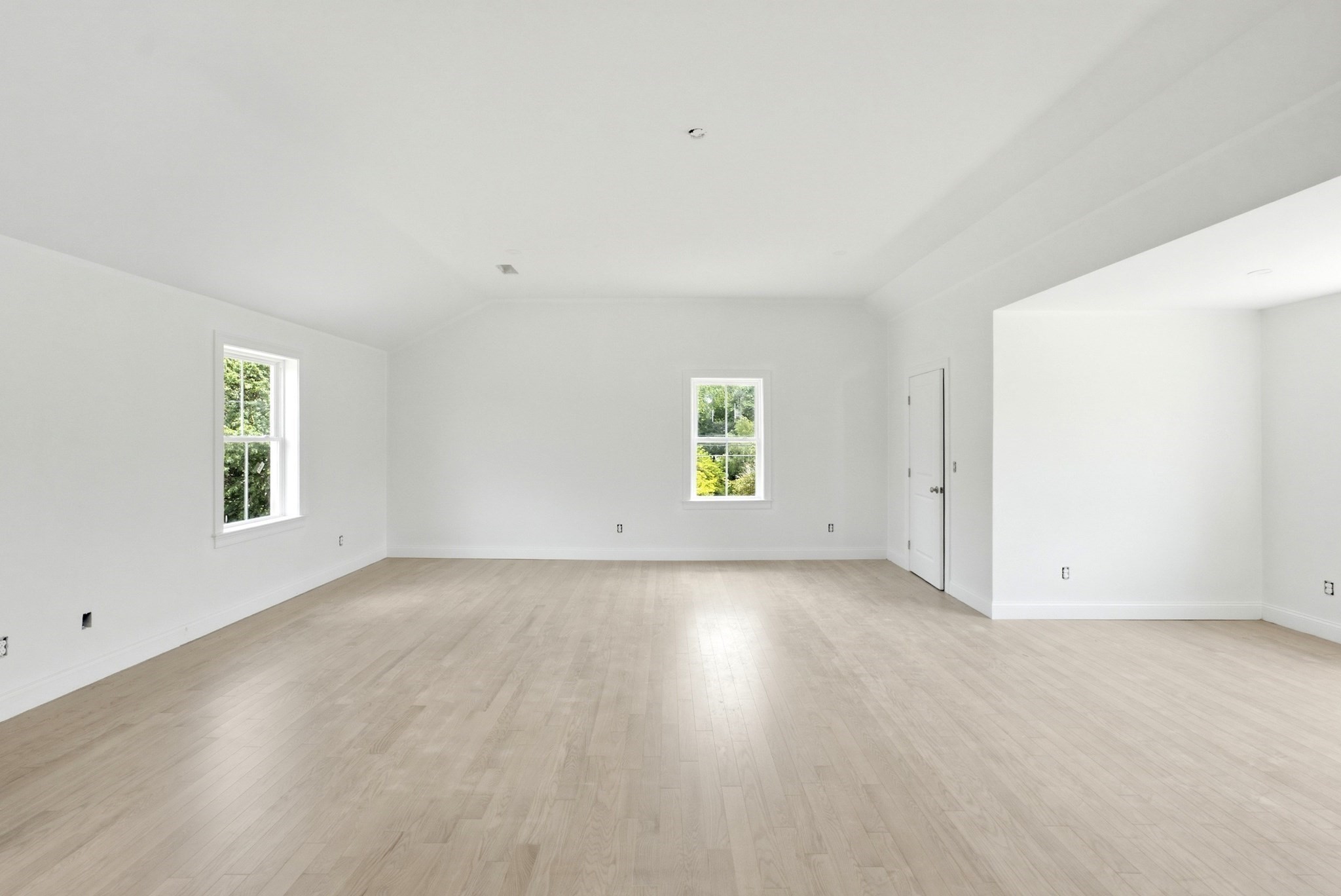 2 Jeffrey Drive Property Photo 25