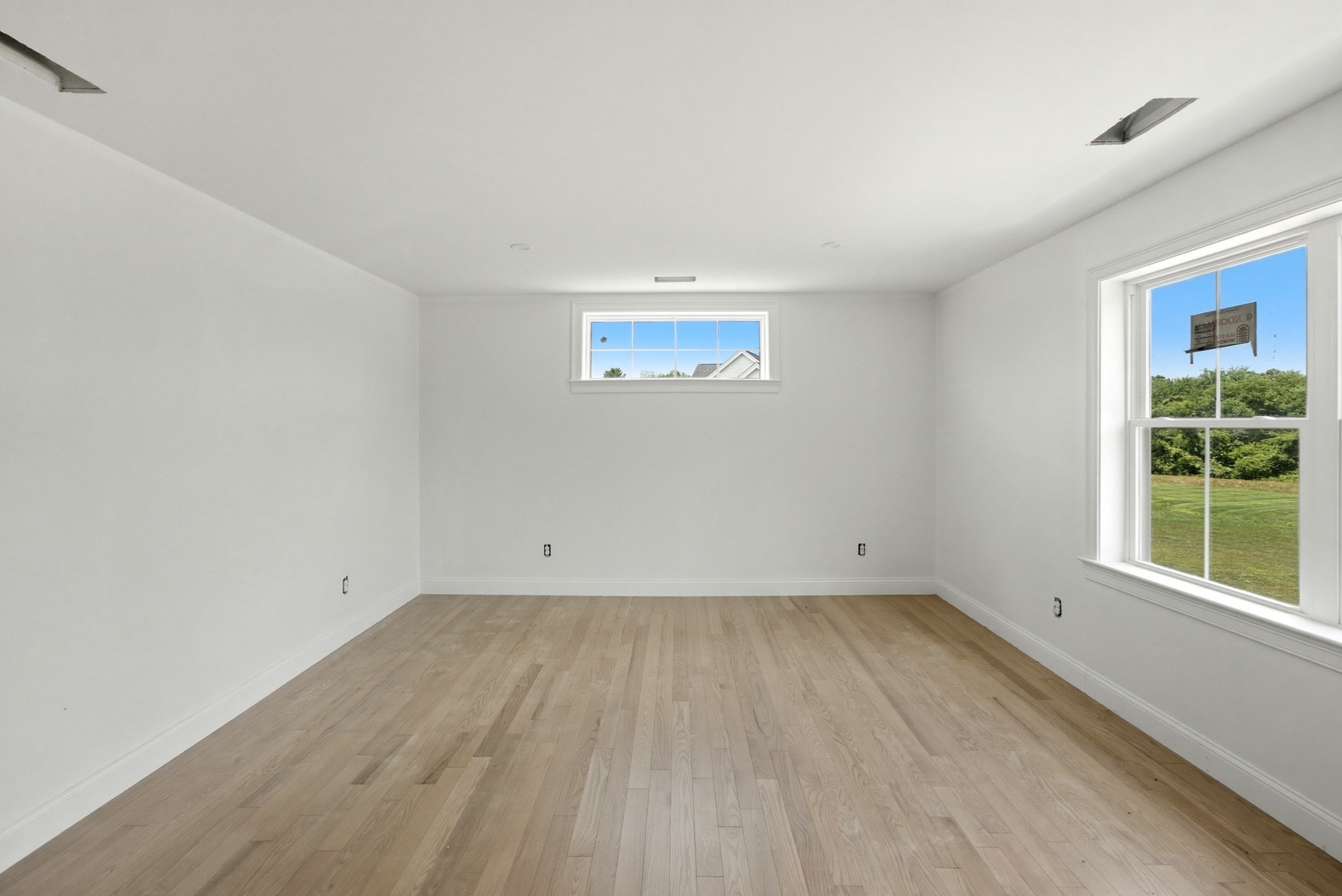 2 Jeffrey Drive Property Photo 30