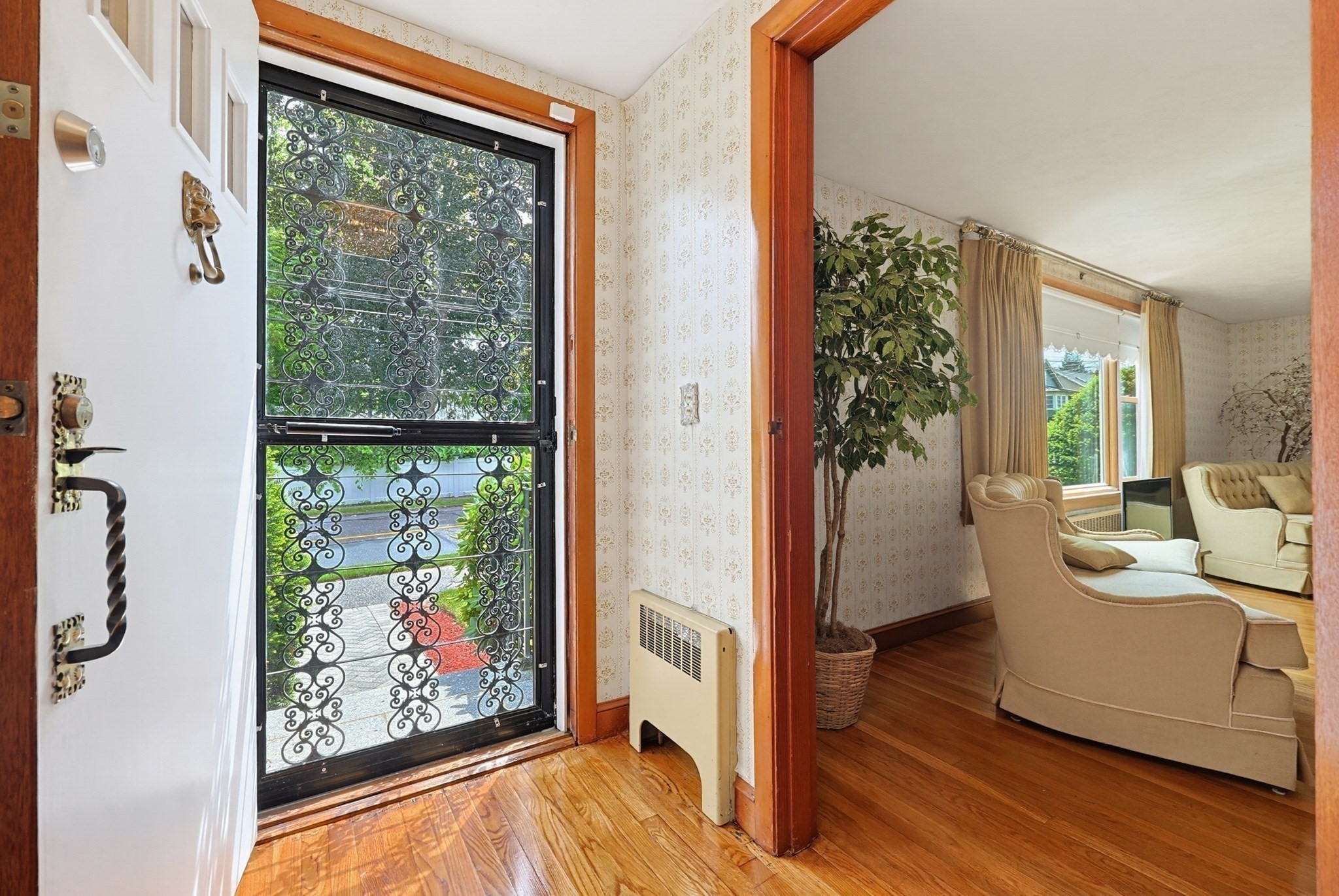 11 Preston St Property Photo 6