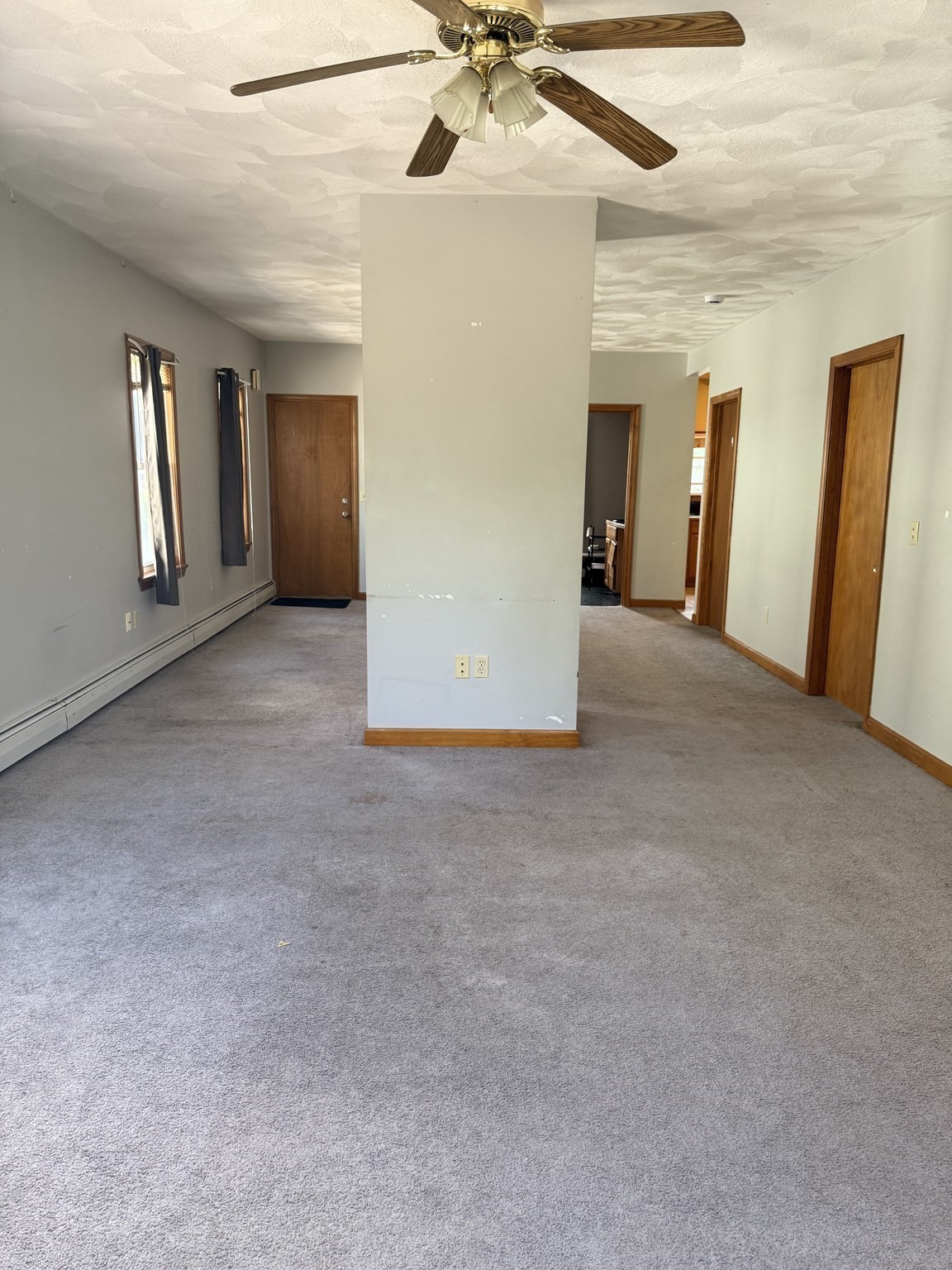 552 Alden St Property Photo 13