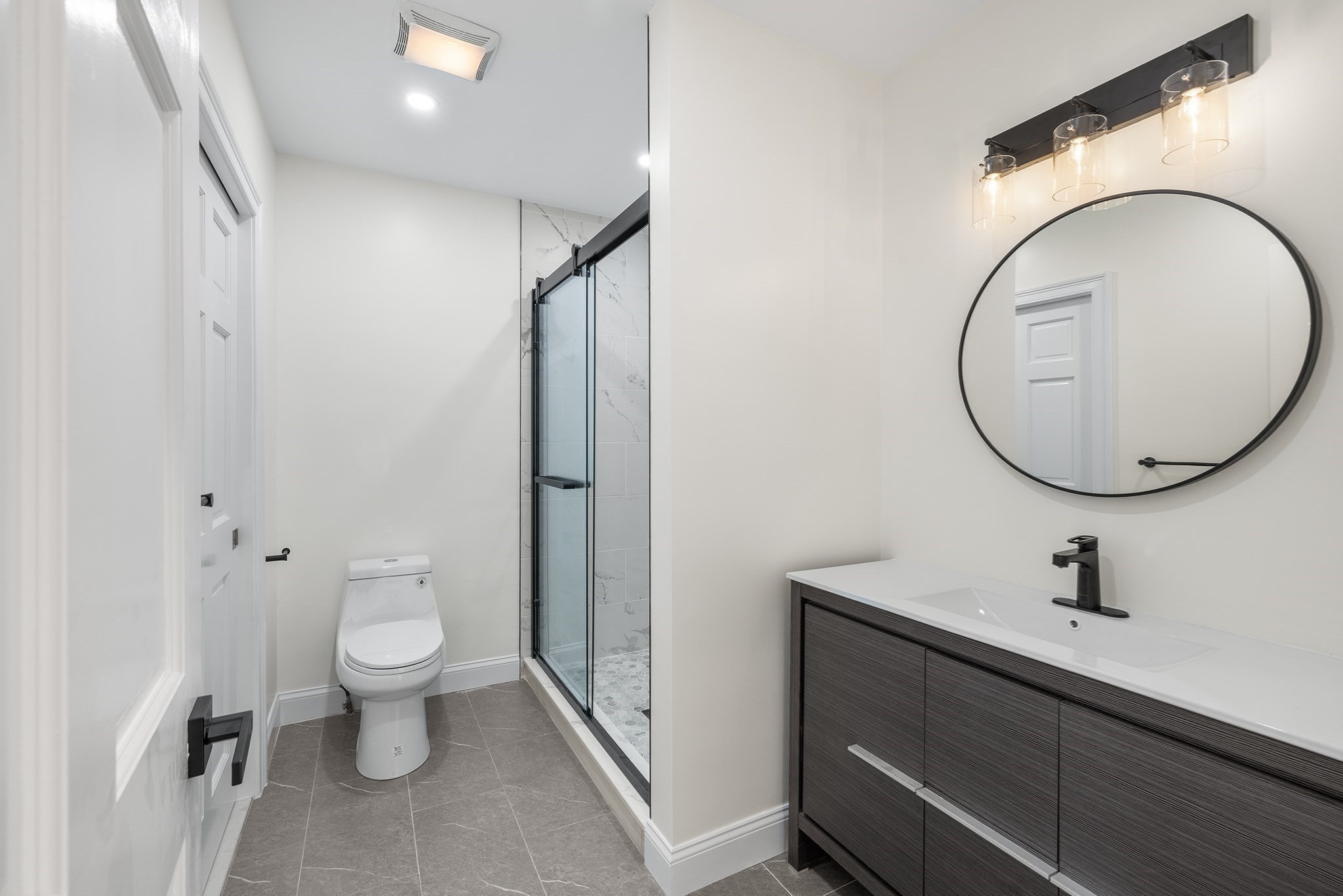 499-501 Sumner St # 3 Property Photo 8