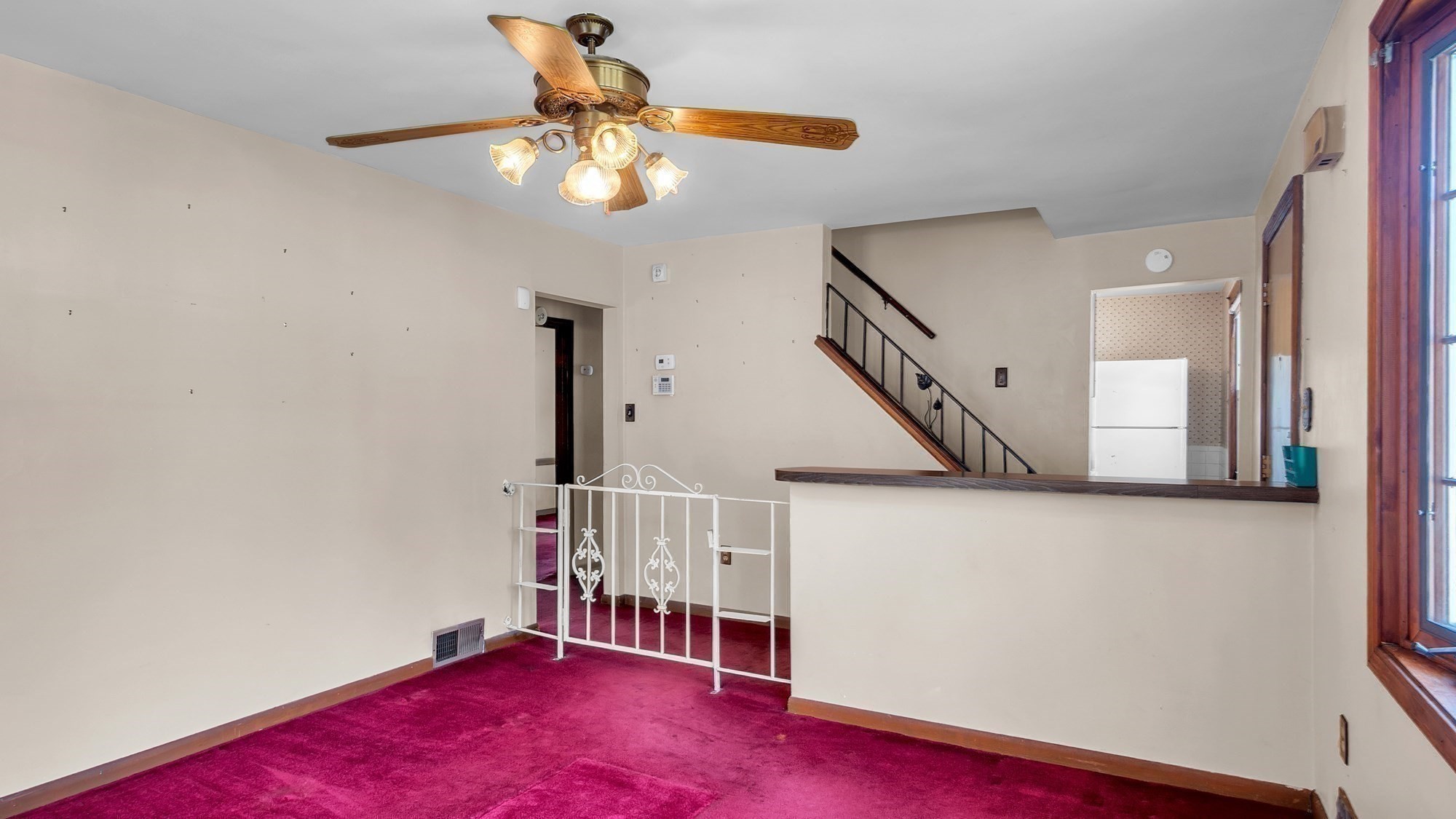 62 Colorado Street Property Photo 8