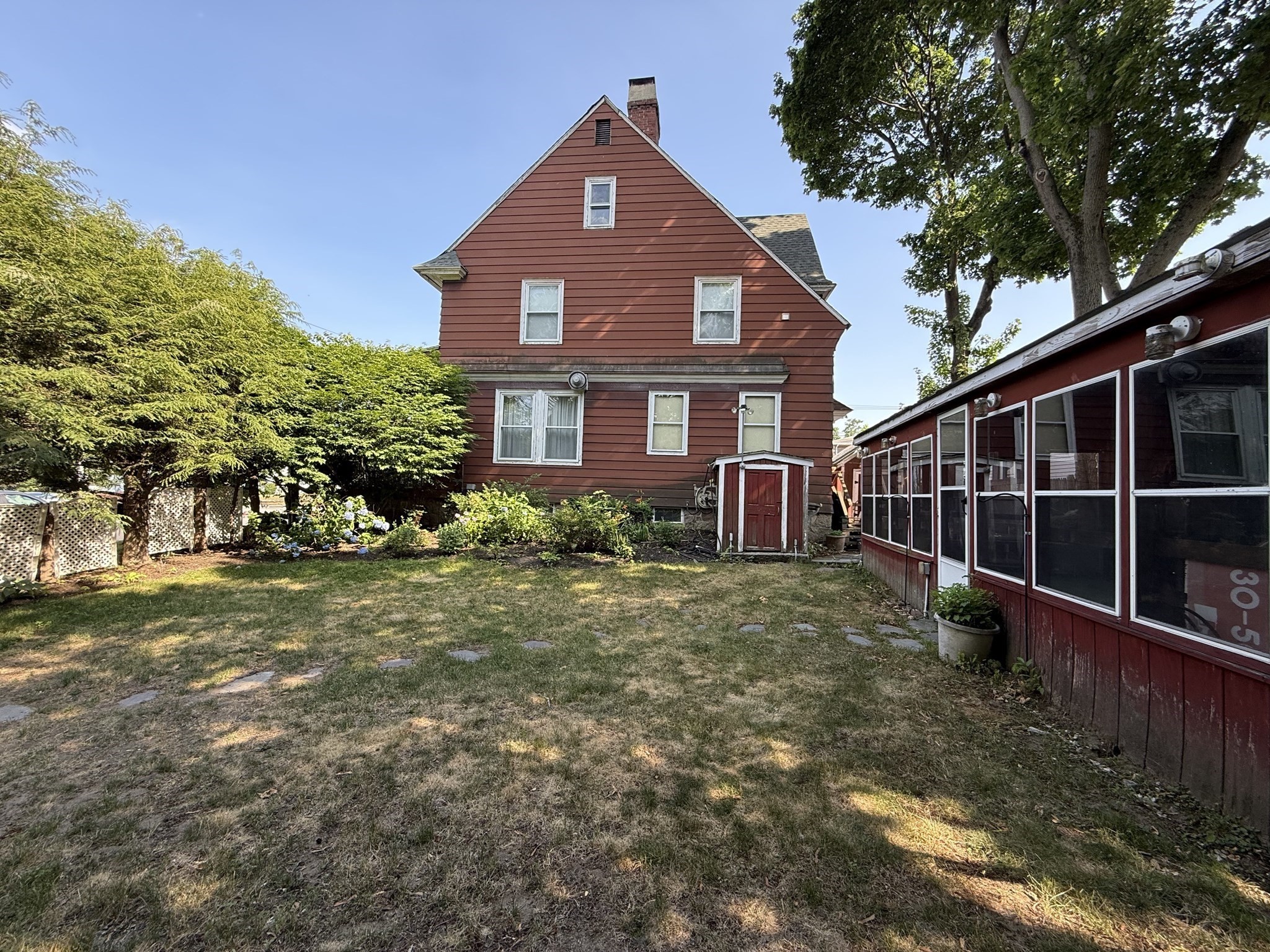 140 Pleasant Street Property Photo 4