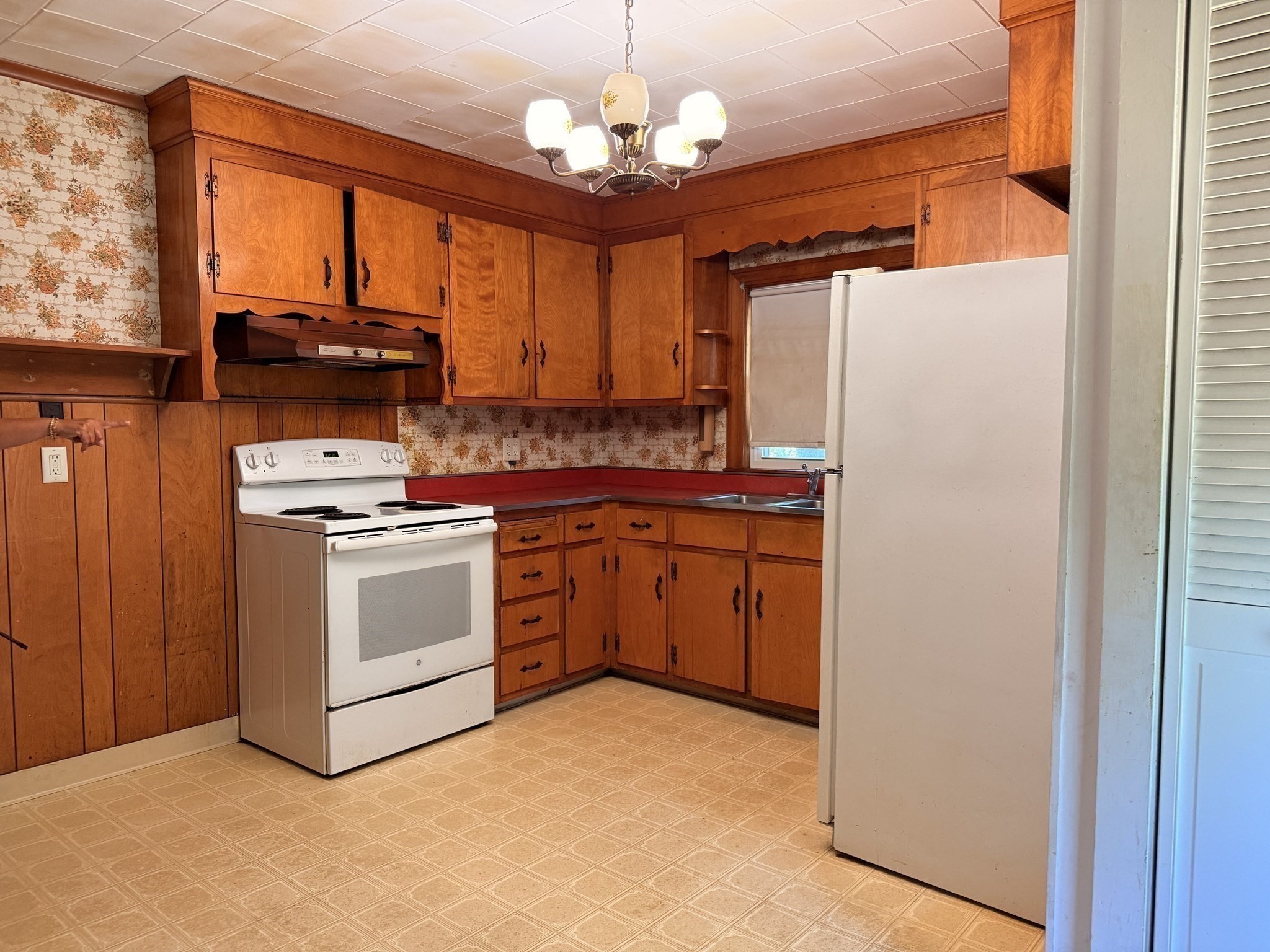 140 Pleasant Street Property Photo 15