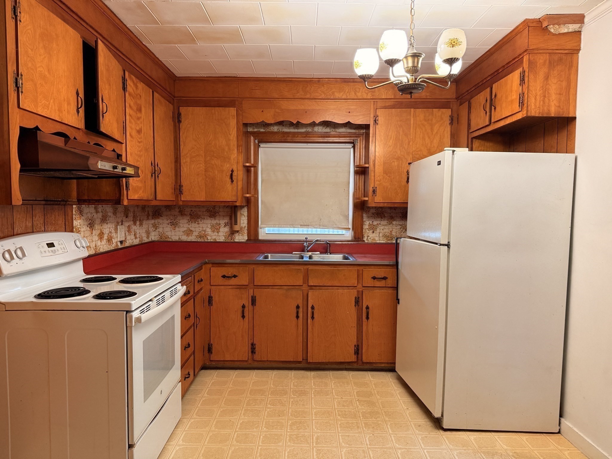 140 Pleasant Street Property Photo 16