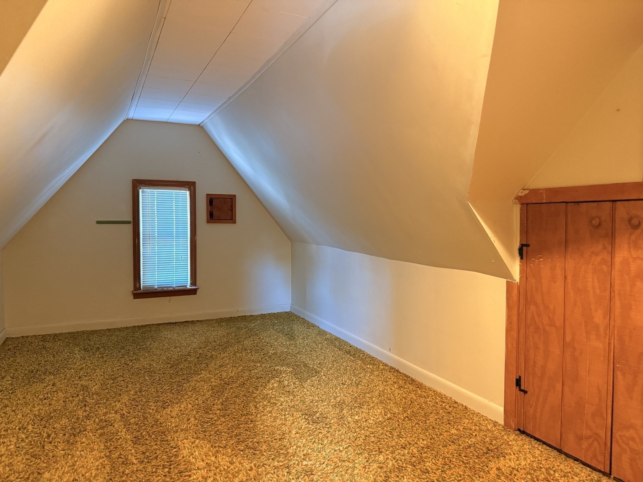 140 Pleasant Street Property Photo 28