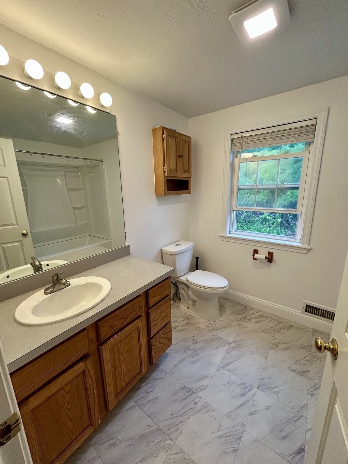 35 Fox Meadow Dr Property Photo 16