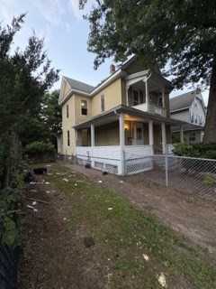 20 Hawthorne St Property Photo 1