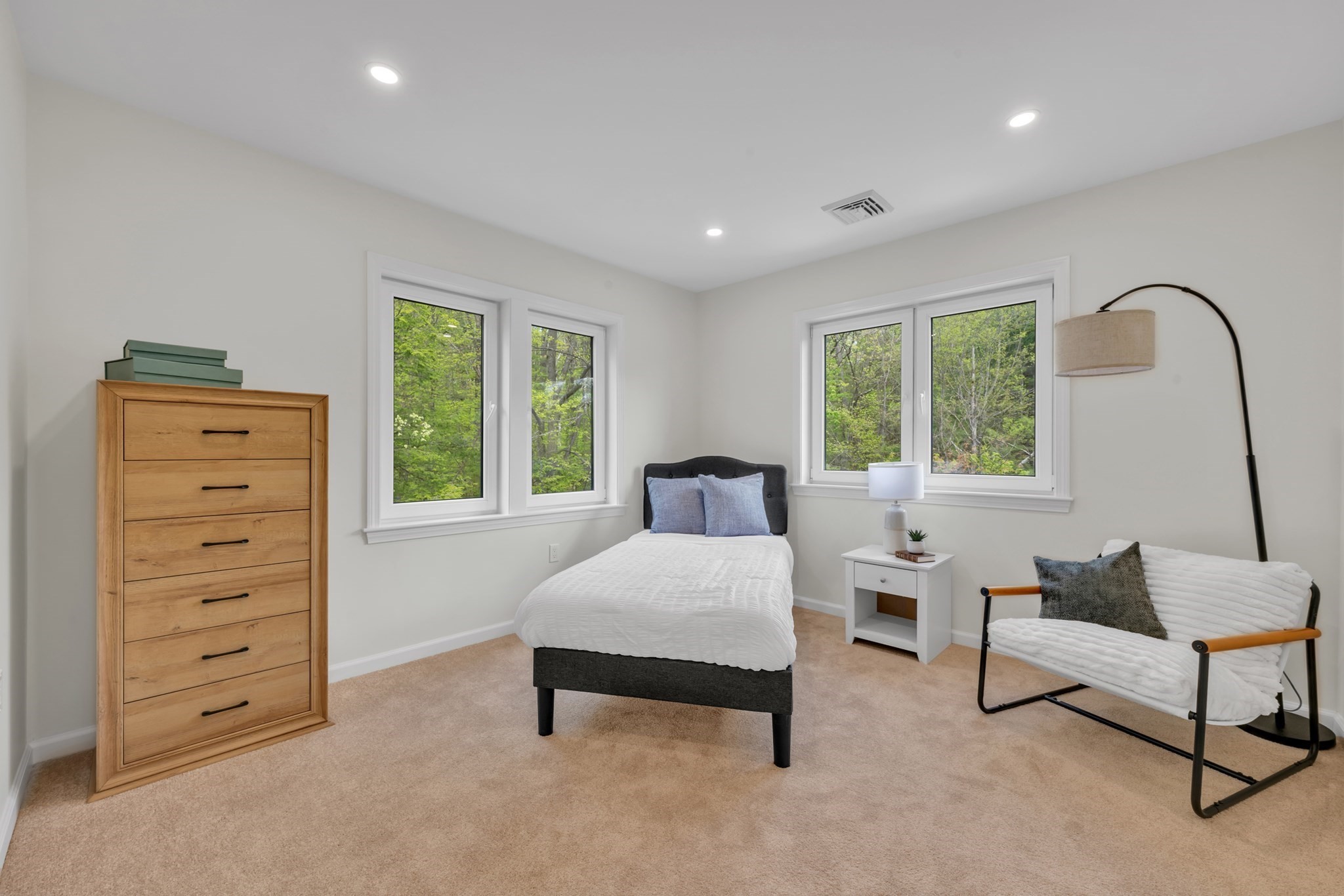 189 Electric Ave # B Property Photo 18