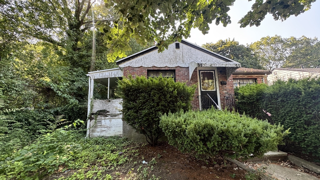 77 Favre Property Photo 1