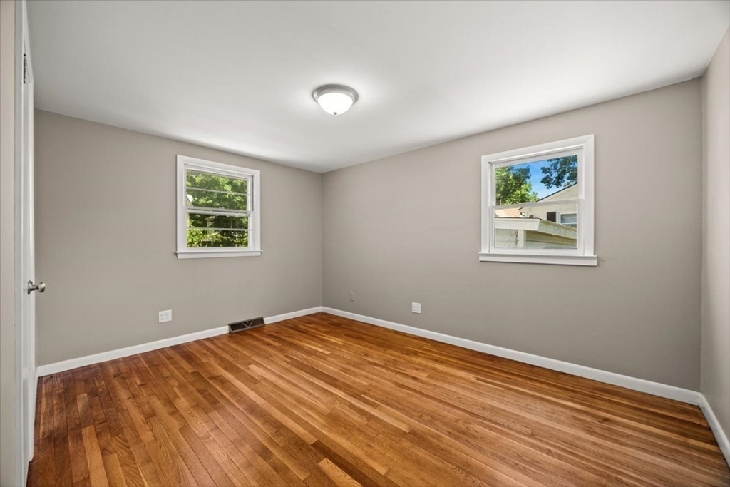52 Jacob St Property Photo 25