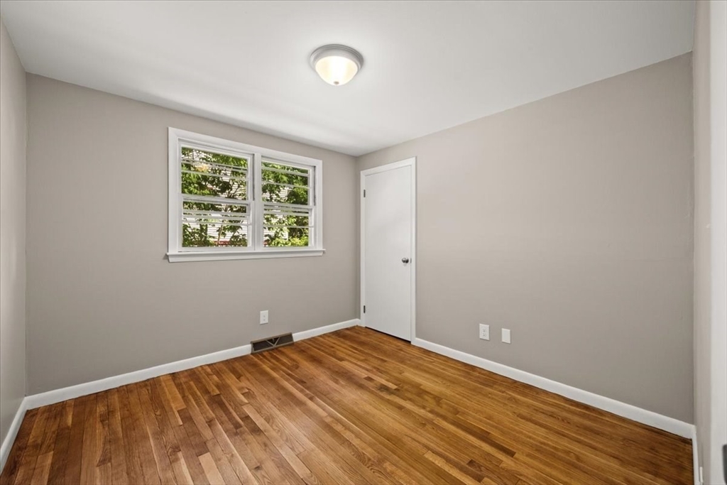 52 Jacob St Property Photo 28