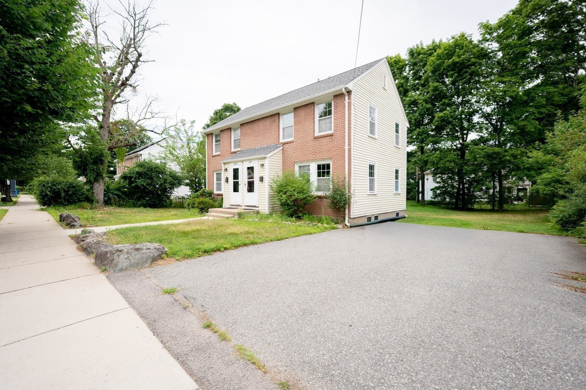 993 Massachusetts Ave # 993 Property Photo 5