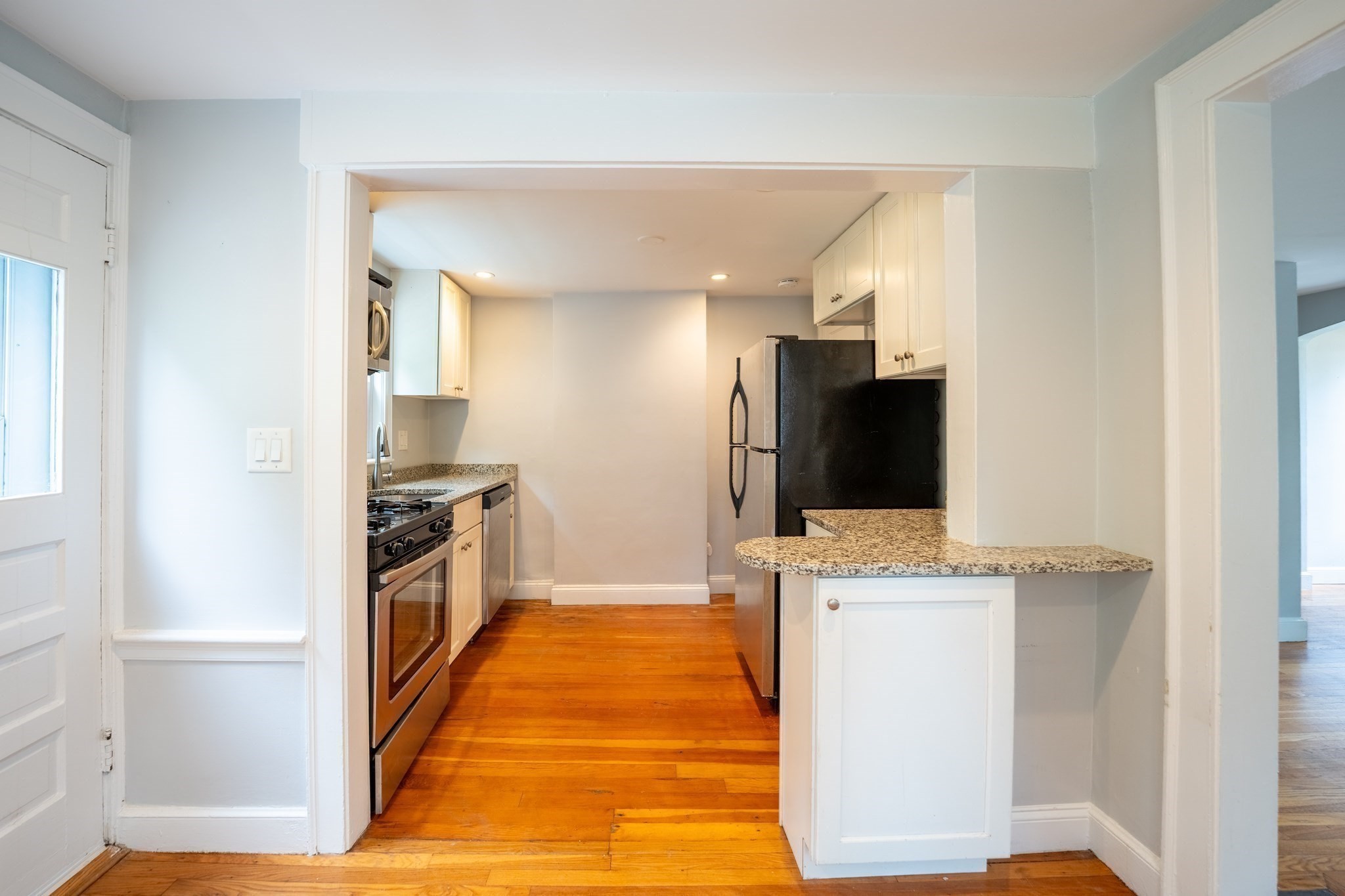 993 Massachusetts Ave # 993 Property Photo 6