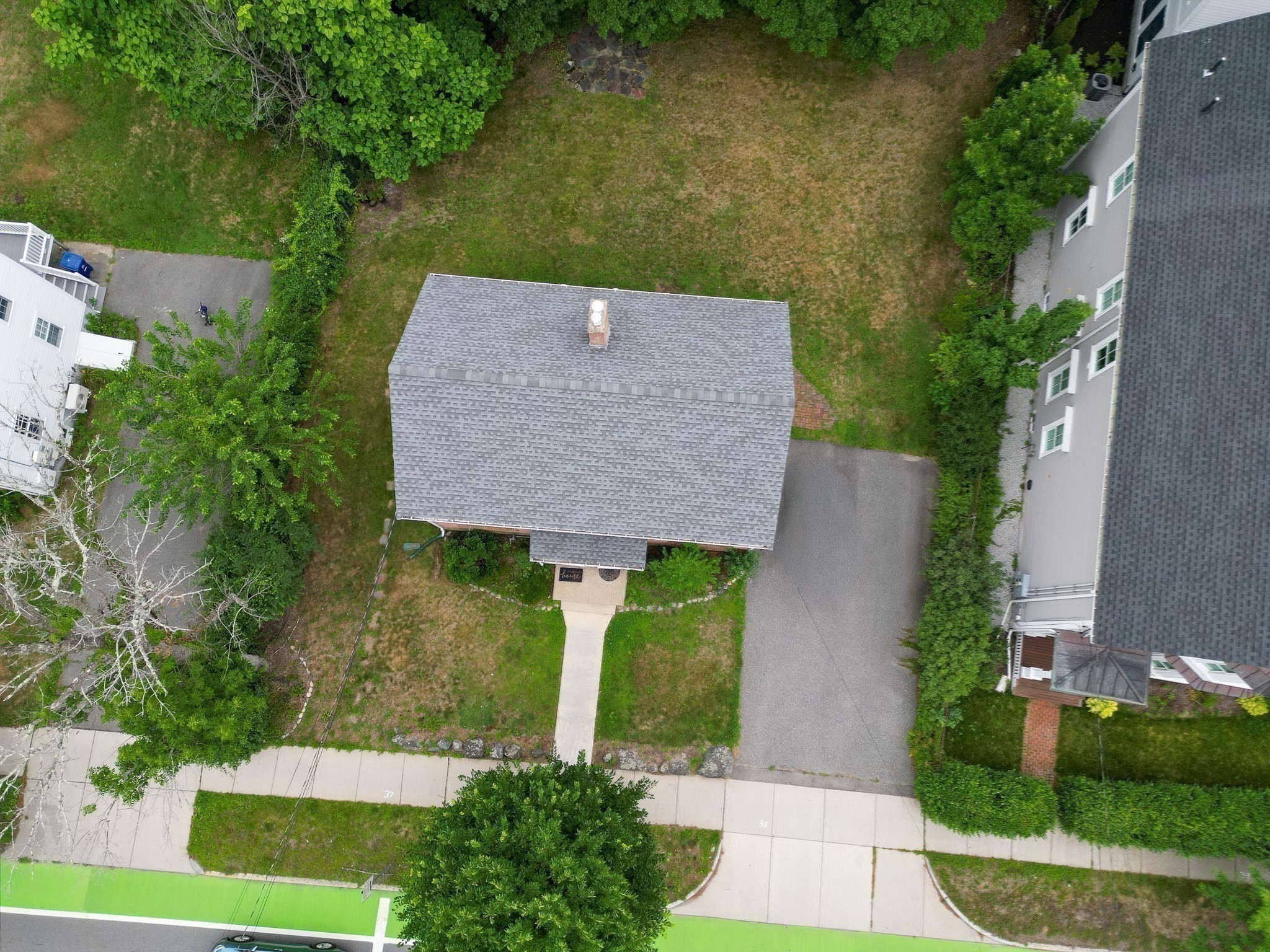 993 Massachusetts Ave # 993 Property Photo 12