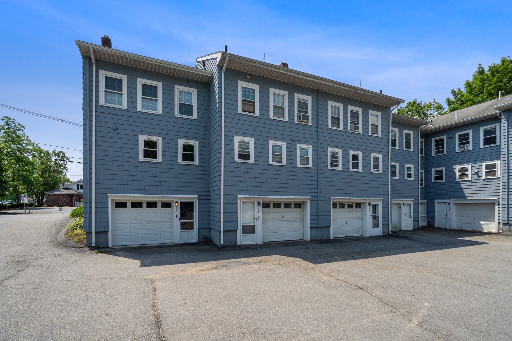 255 Arlington St # 12a Property Photo 17
