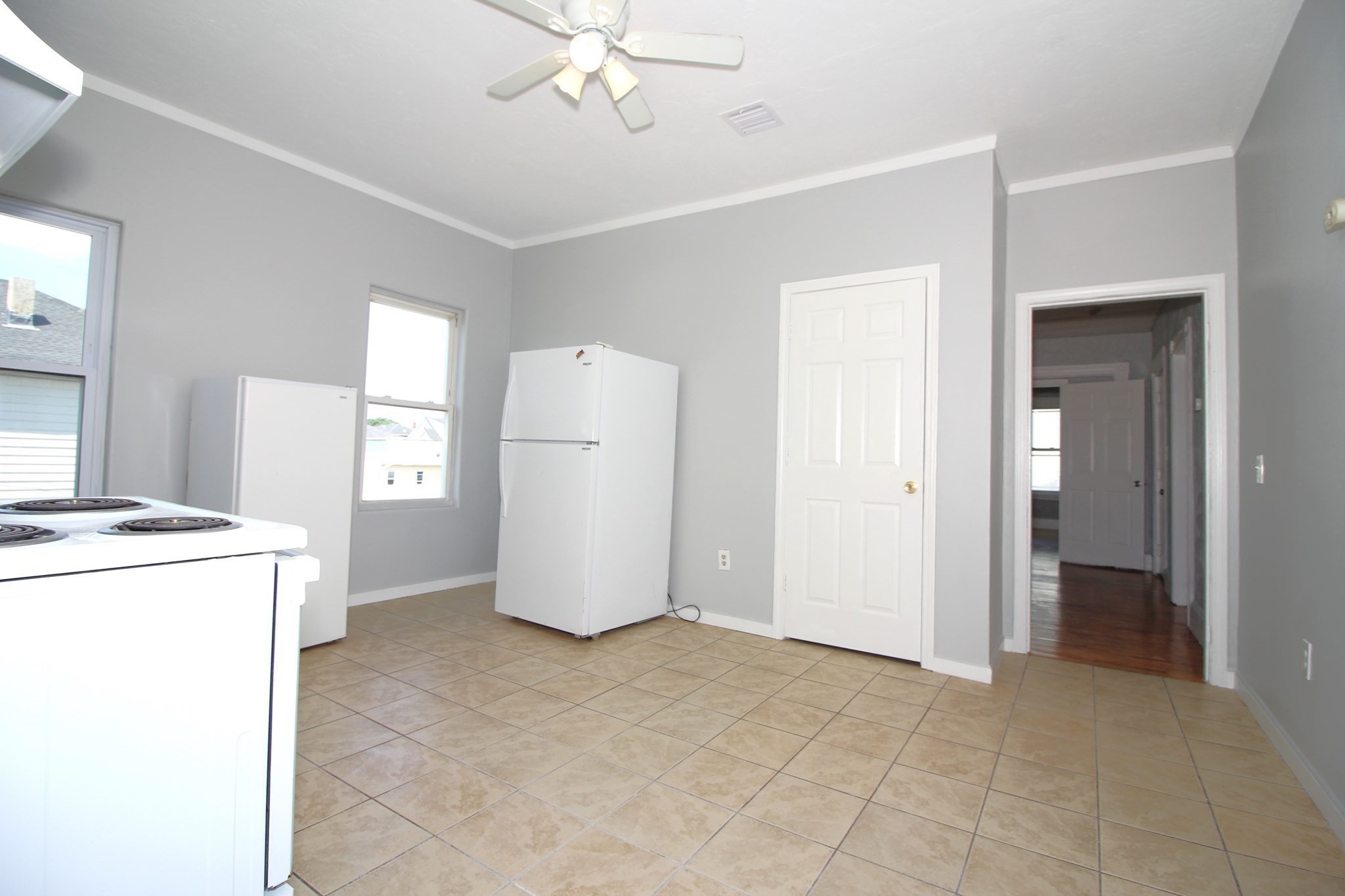 82 Fox # 3 Property Photo 11