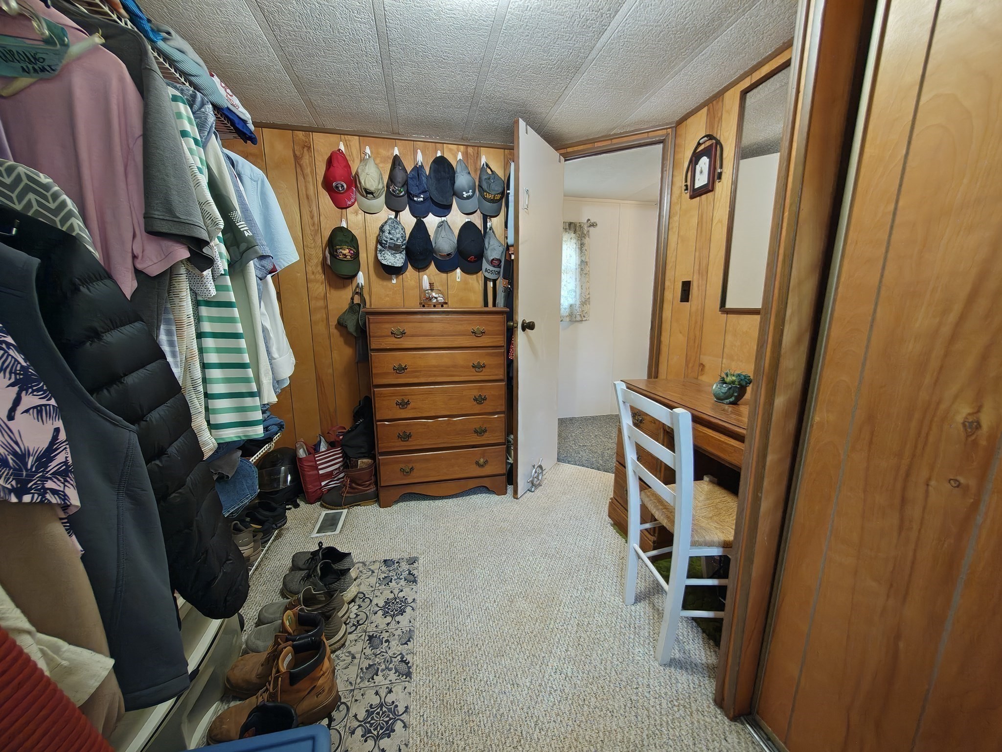 317 W Grove St Property Photo 21