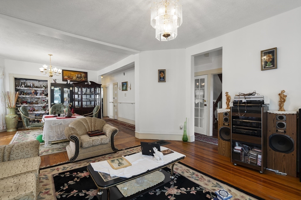 87 Hamilton St Property Photo 14