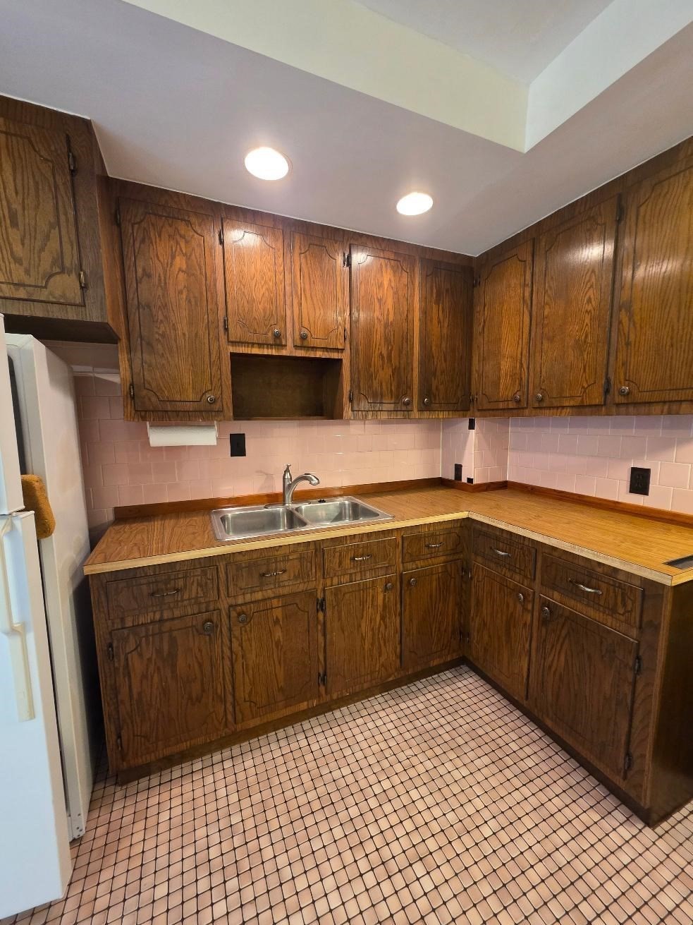 145 Suffolk Property Photo 1
