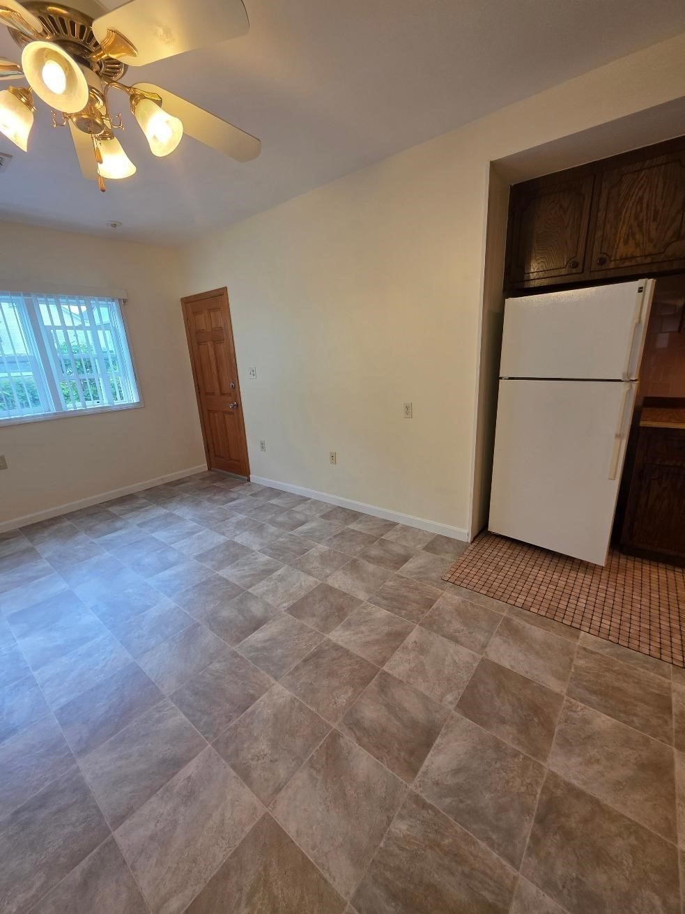 145 Suffolk Property Photo 3