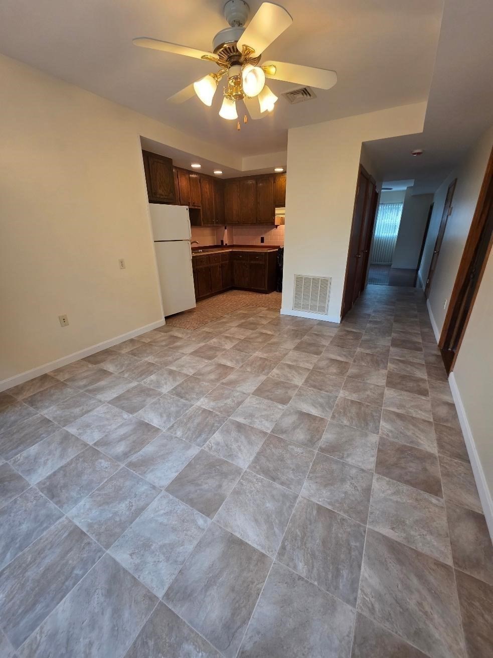 145 Suffolk Property Photo 5