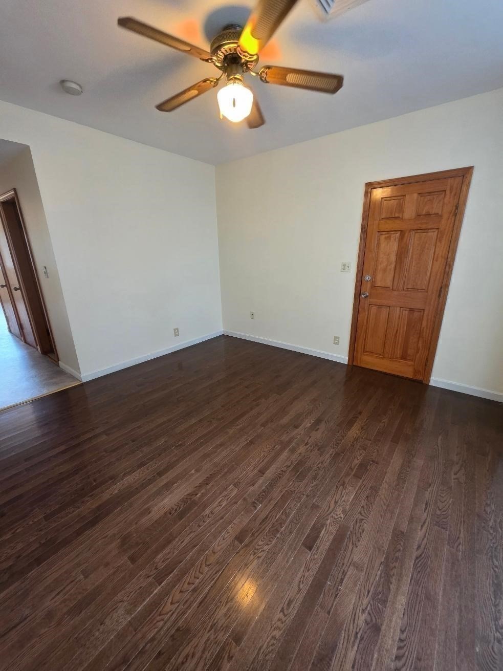 145 Suffolk Property Photo 15