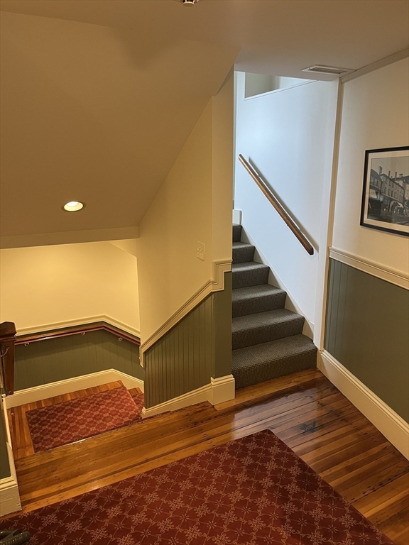 80 Washington # B Property Photo 8