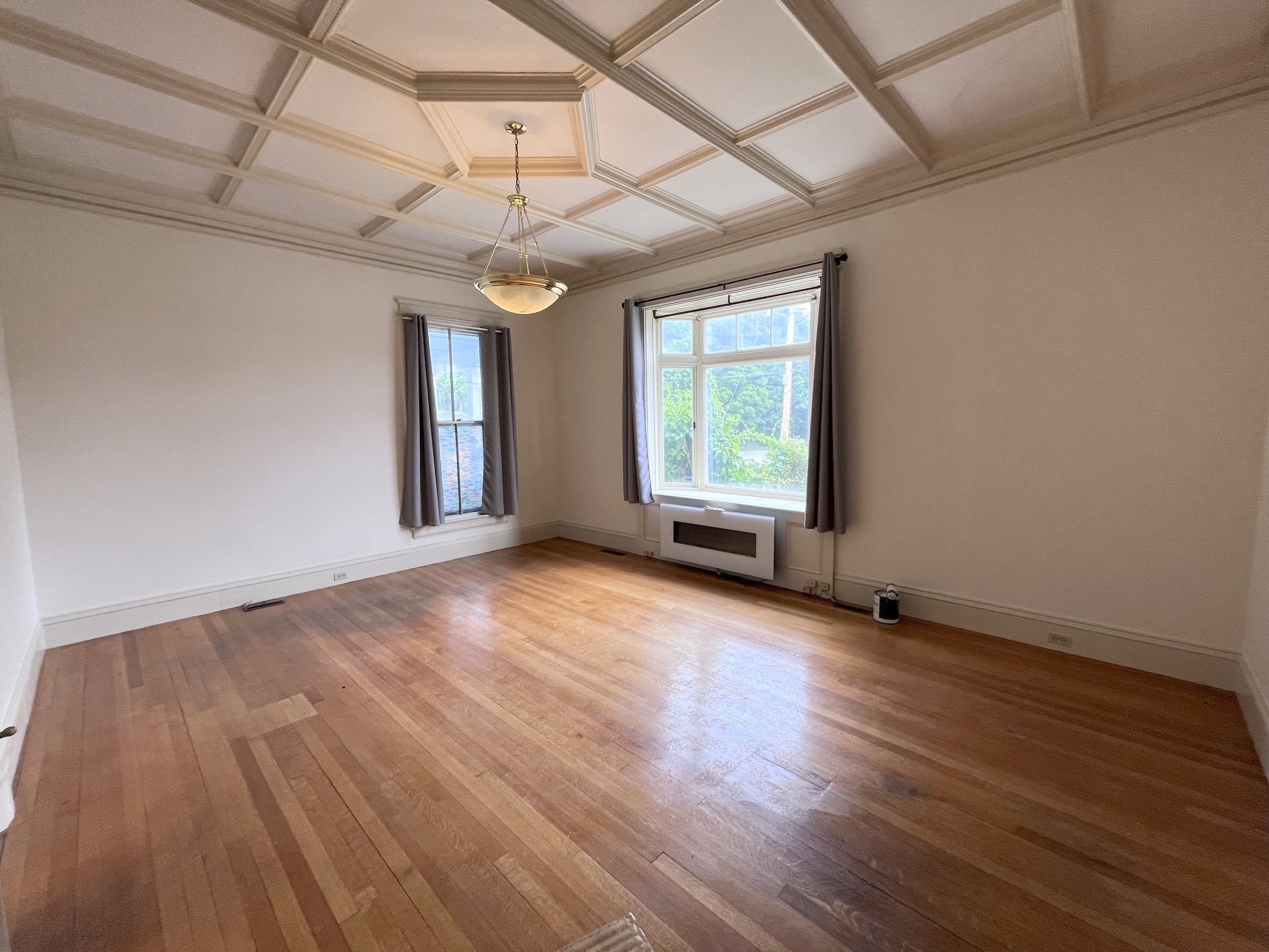 150 Summer St Property Photo 3