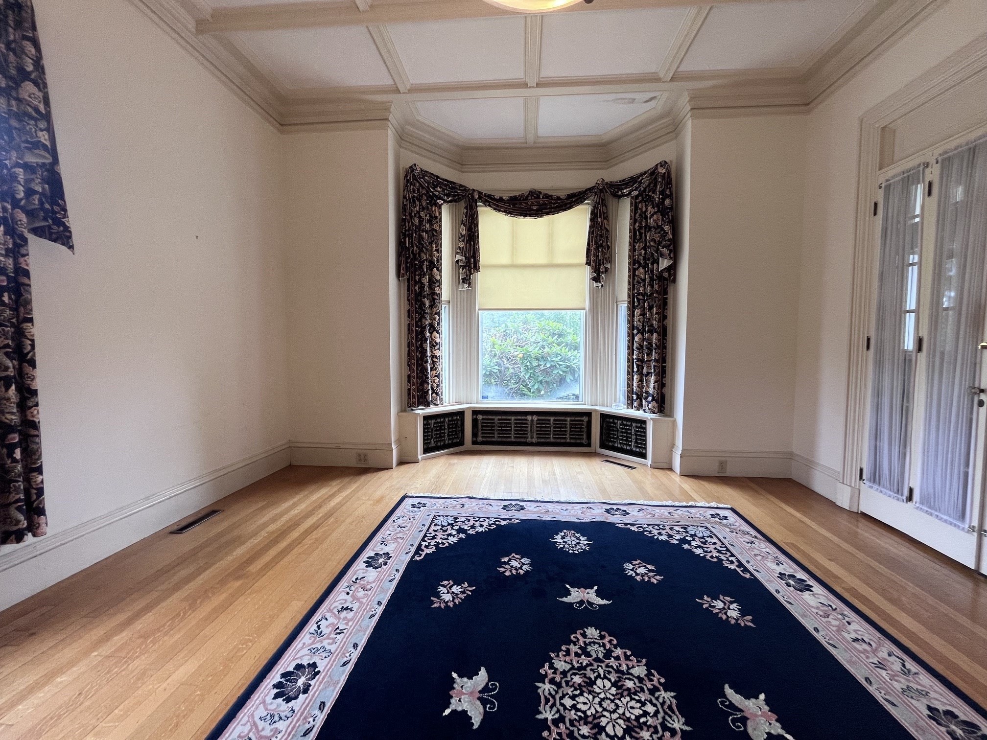 150 Summer St Property Photo 9