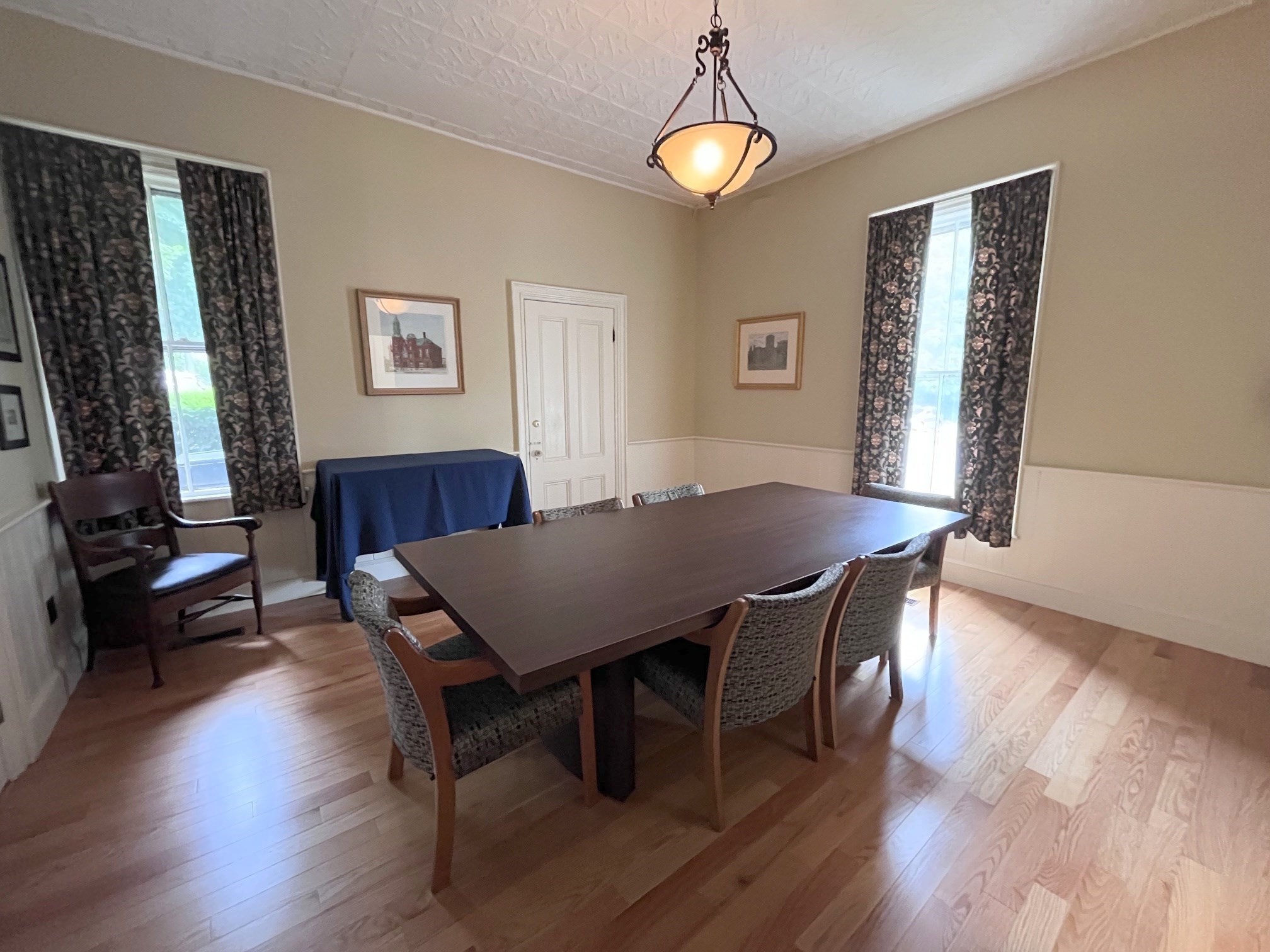 150 Summer St Property Photo 11