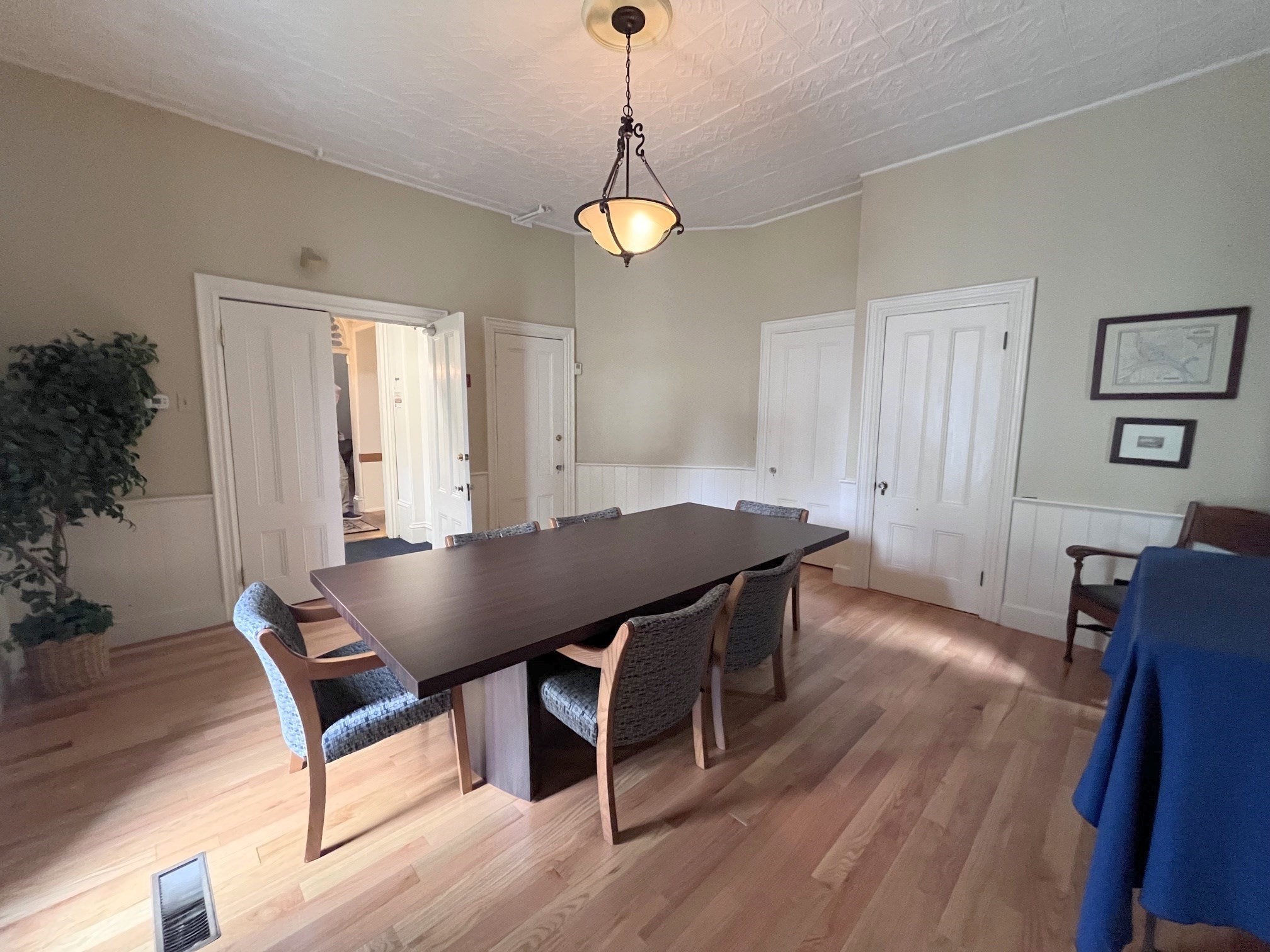 150 Summer St Property Photo 13