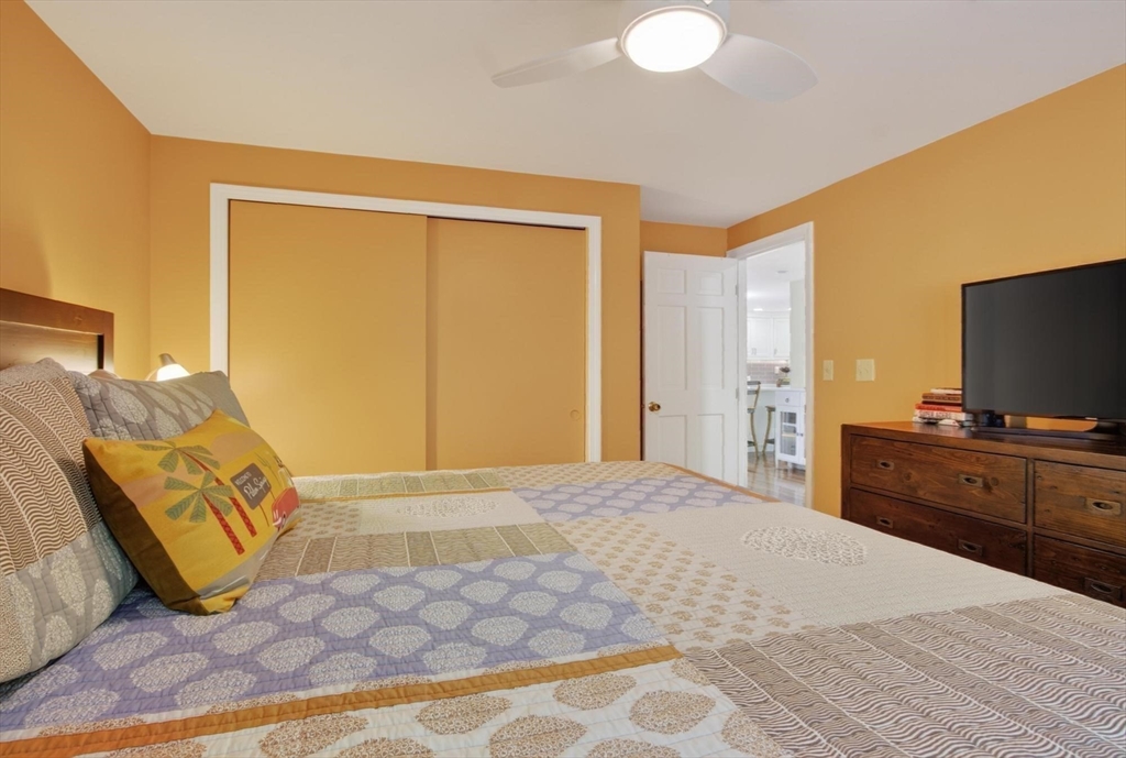 20 Iroquois Ave. Property Photo 16
