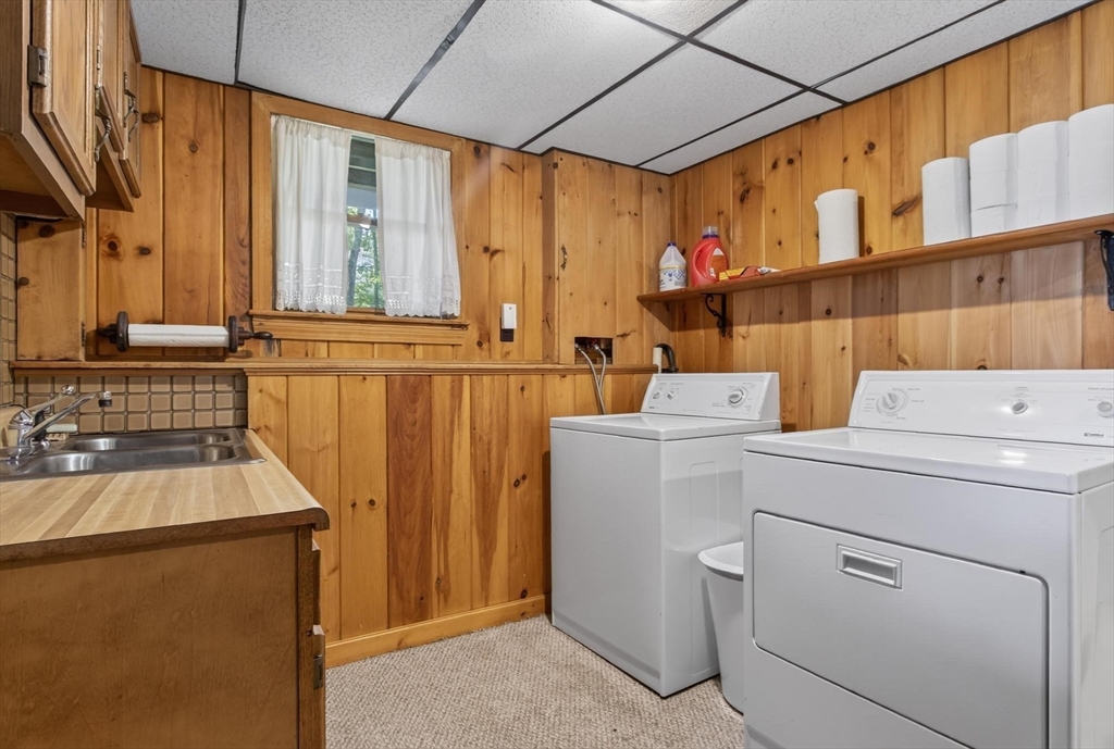 20 Iroquois Ave. Property Photo 23