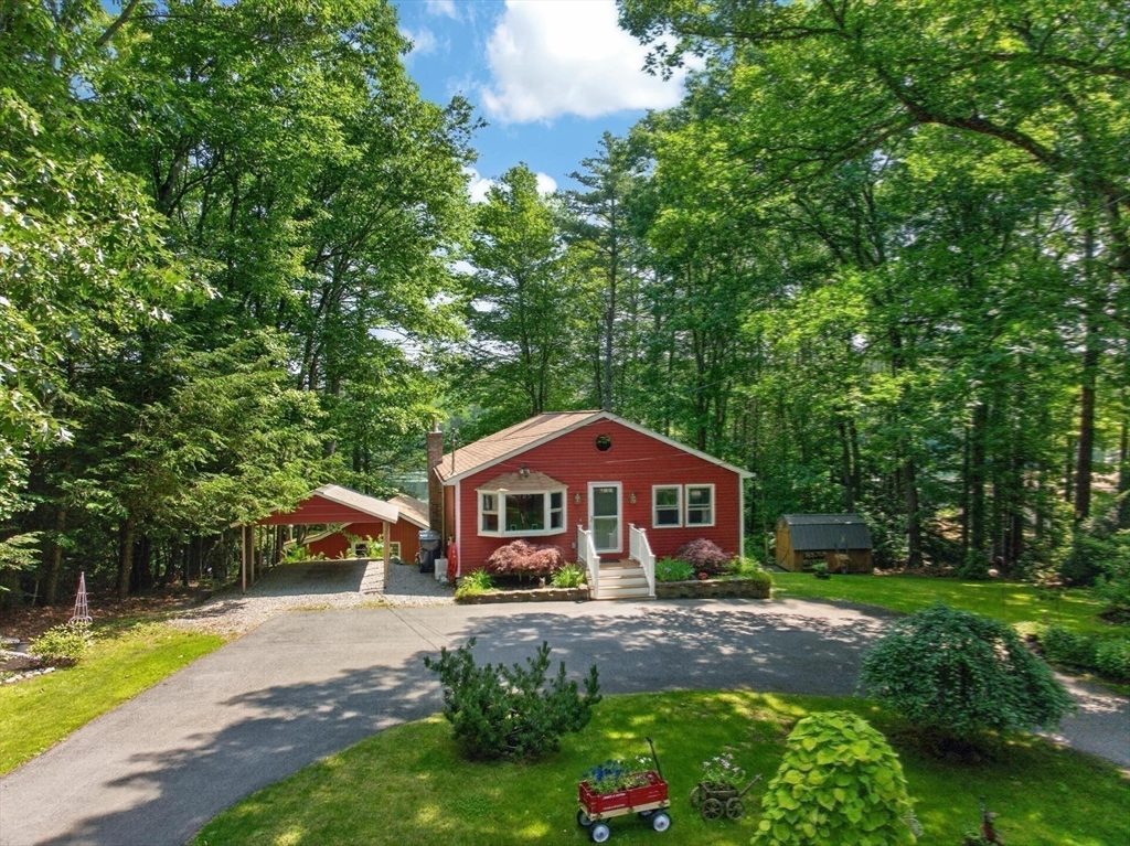 20 Iroquois Ave. Property Photo 33