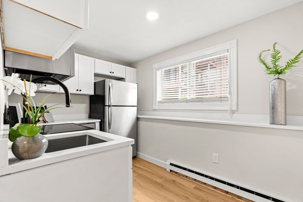 16 Appleton Park # B2 Property Photo 8