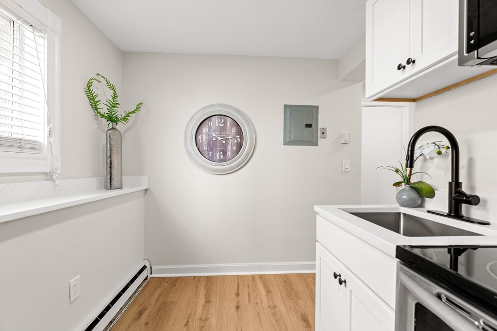 16 Appleton Park # B2 Property Photo 9