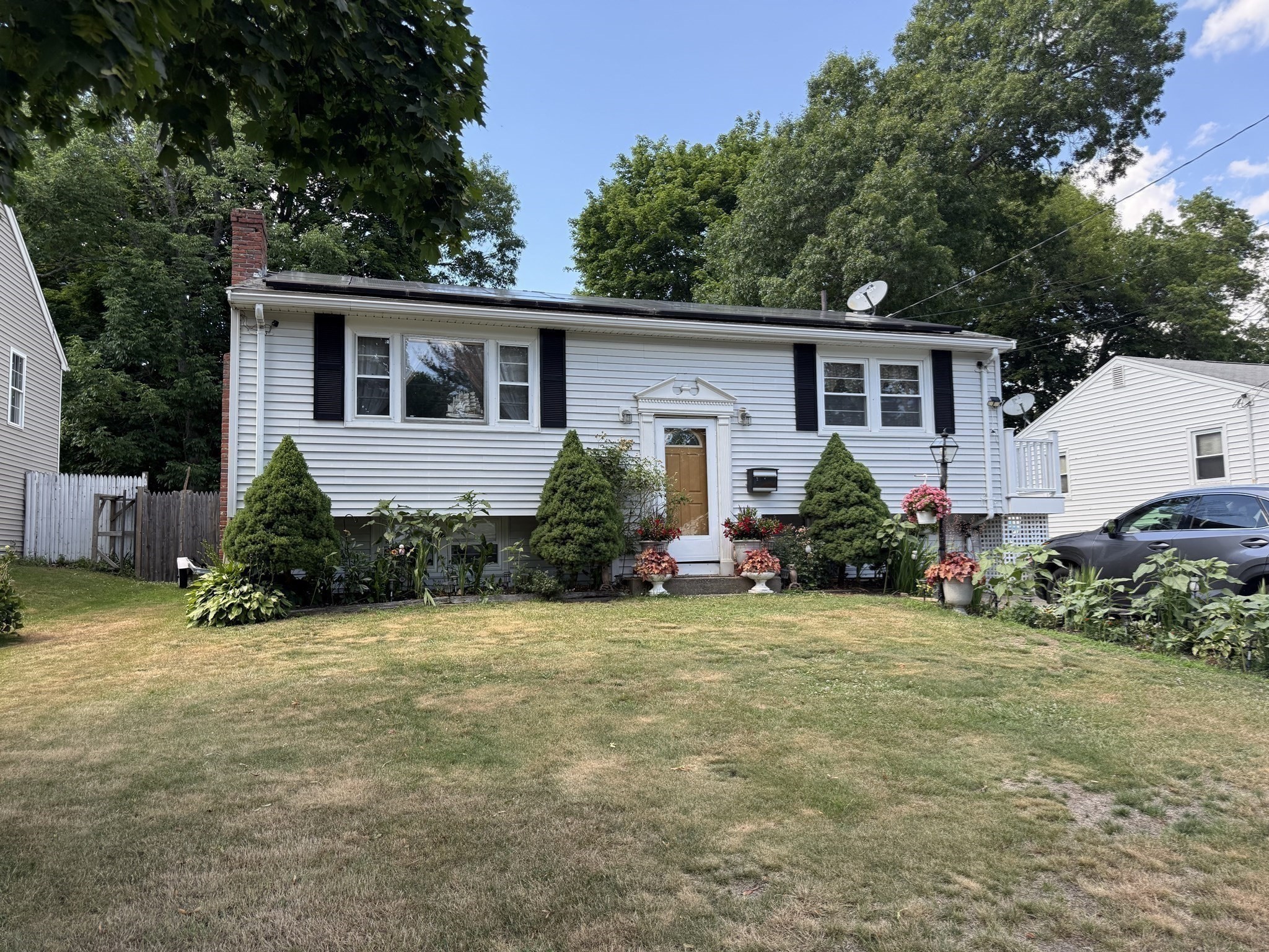 39 Central Street Property Photo 19