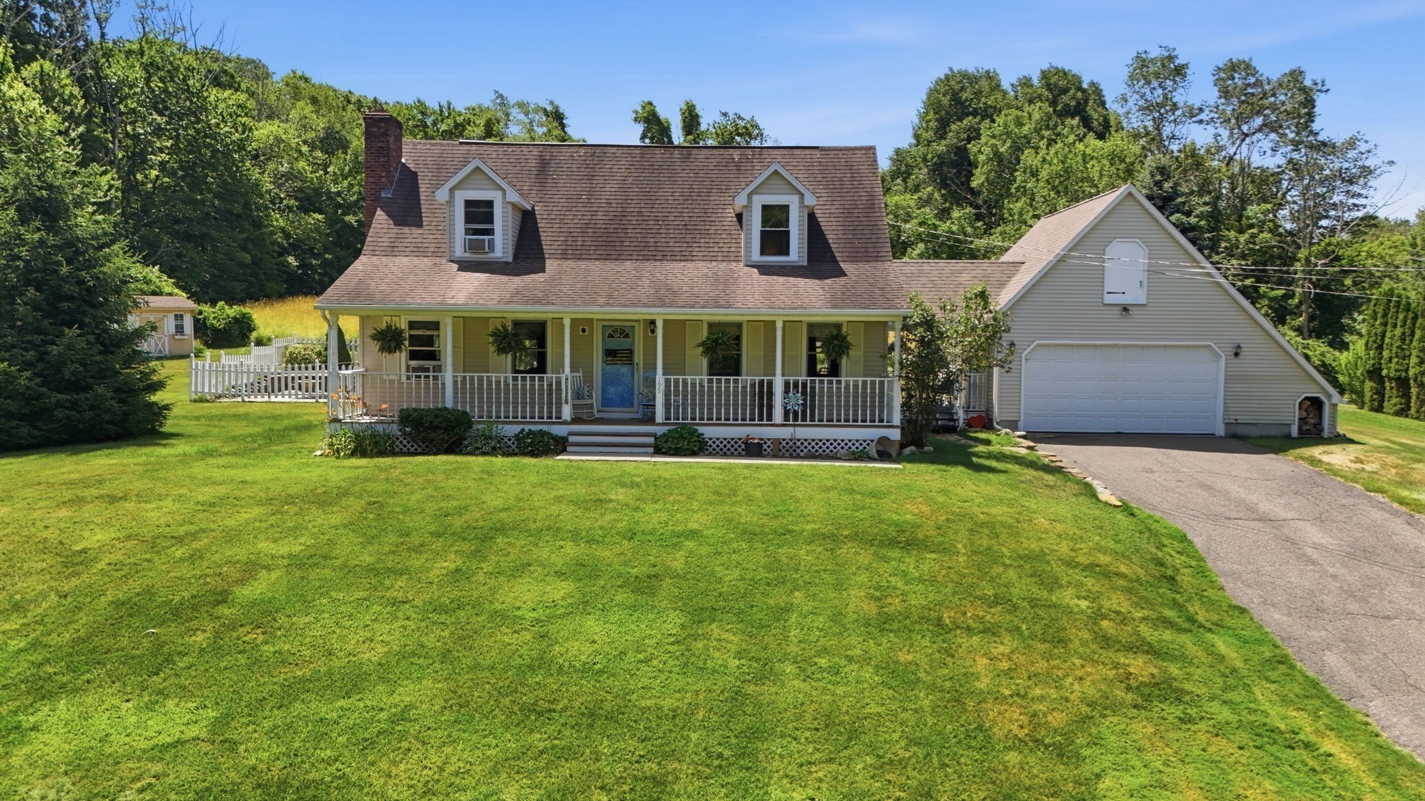 195 Brimfield Road Property Photo 4