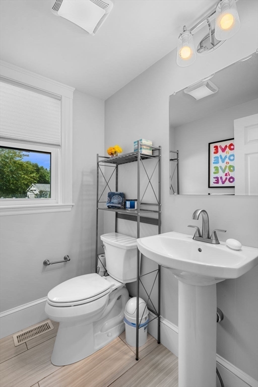 103 Sylvan St # 2 Property Photo 15