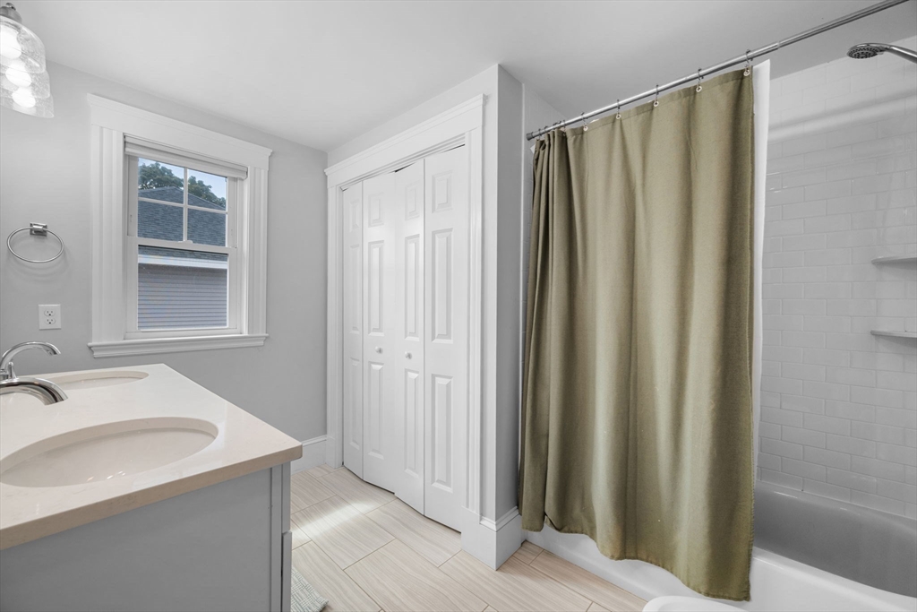 103 Sylvan St # 2 Property Photo 16