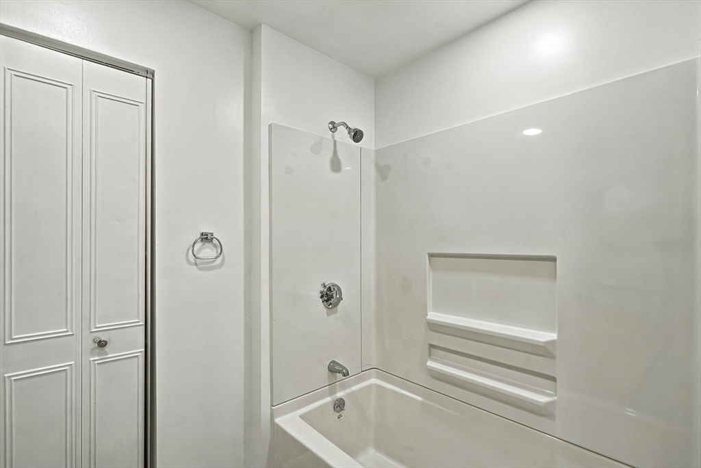 59 School St # B18 Property Photo 11